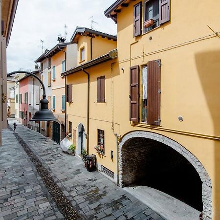 La Casa Sulle Mura Montecchio Emilia Exterior photo